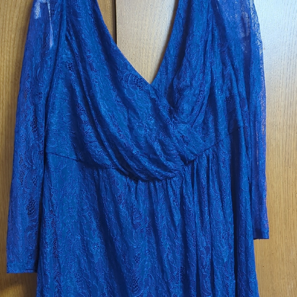 Chic Long Sleeve Blue Lace Dress